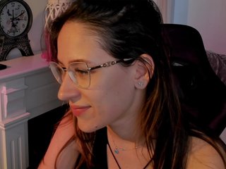 NicoleIris Porn Show