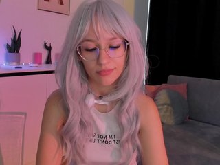 NicoleIris Porn Show