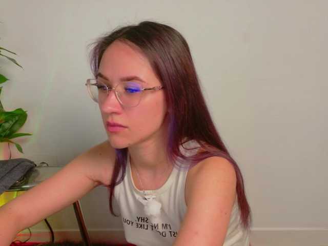 NicoleIris's BongaCams show and profile