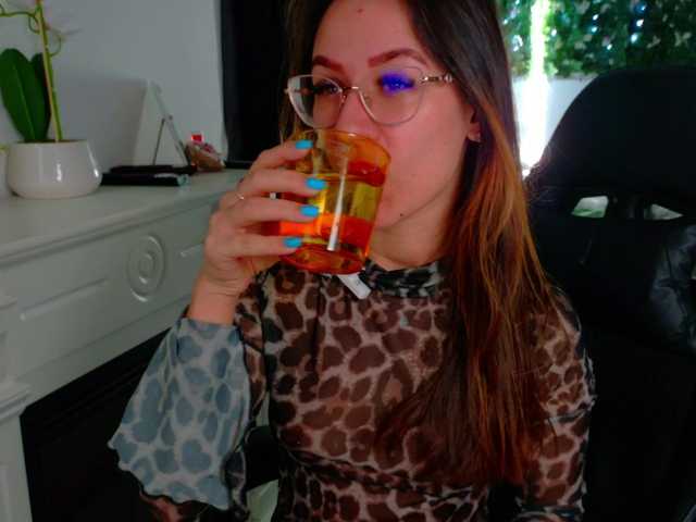 NicoleIris's BongaCams show and profile