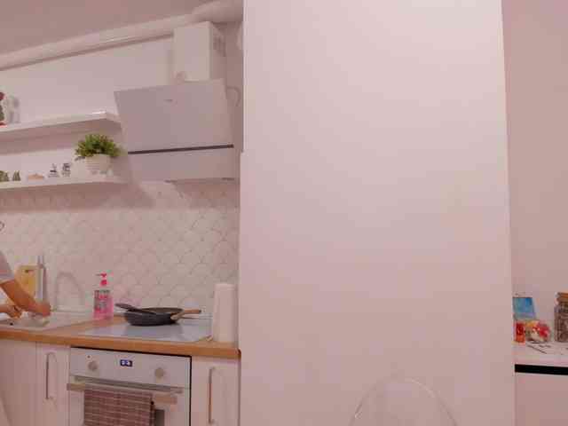 NicoleIris webcam