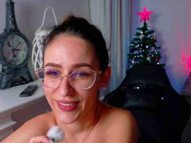 NicoleIris NicoleIris