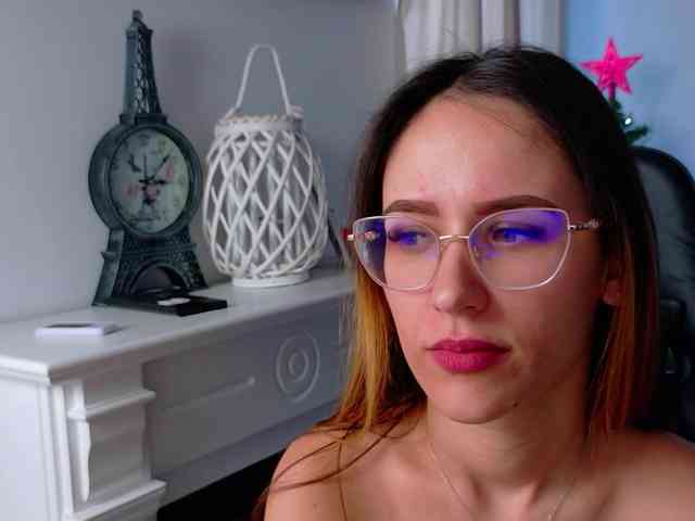 NicoleIris NicoleIris