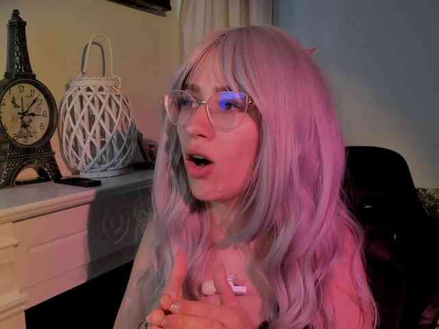 NicoleIris NicoleIris