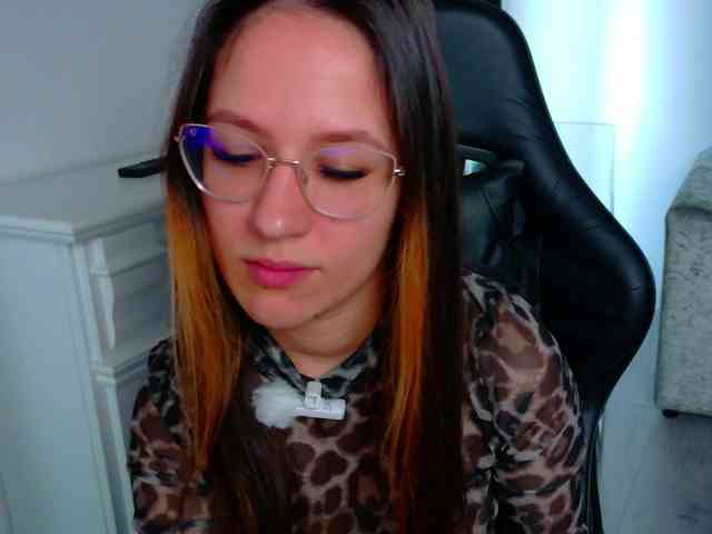 NicoleIris NicoleIris