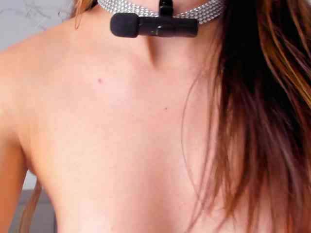 NicoleIris webcam
