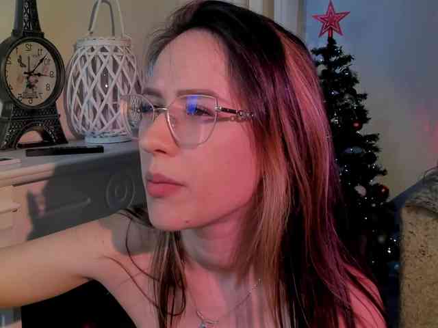 NicoleIris NicoleIris