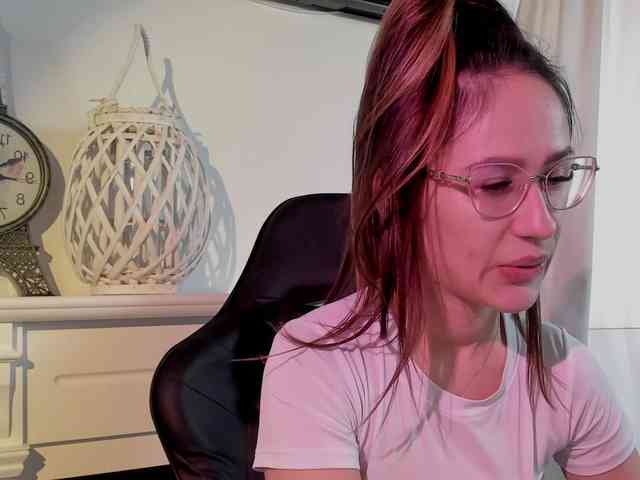 NicoleIris NicoleIris