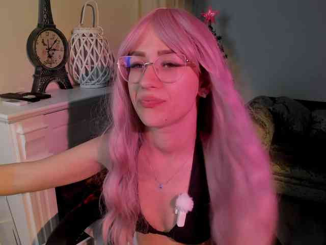 NicoleIris Live Webcam on BongaCams