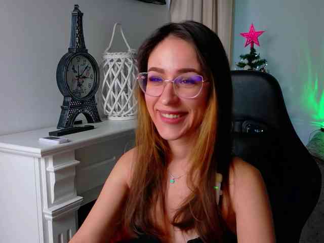 NicoleIris NicoleIris