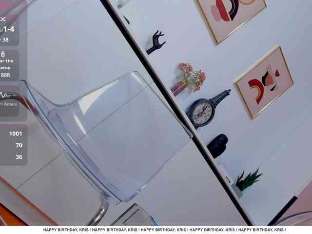 NicoleIris webcam