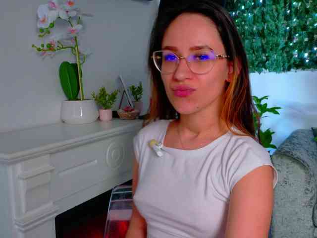 NicoleIris NicoleIris