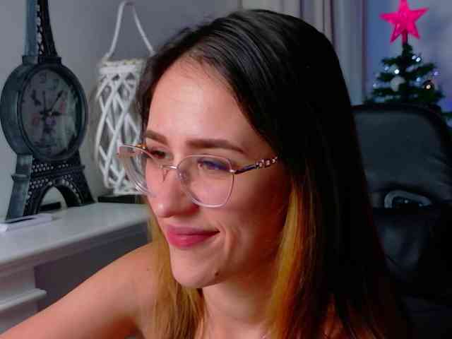 NicoleIris NicoleIris