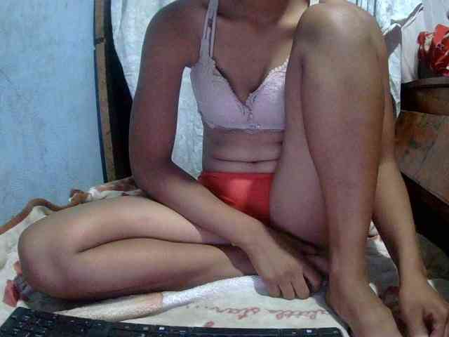 LoveSexx23 webcam
