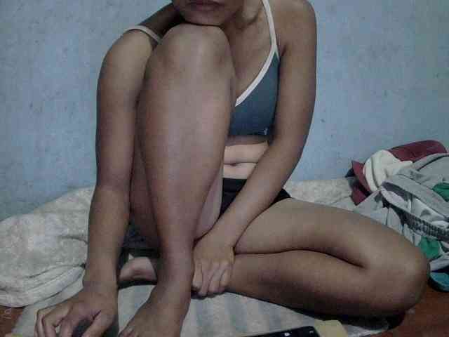 LoveSexx23 webcam