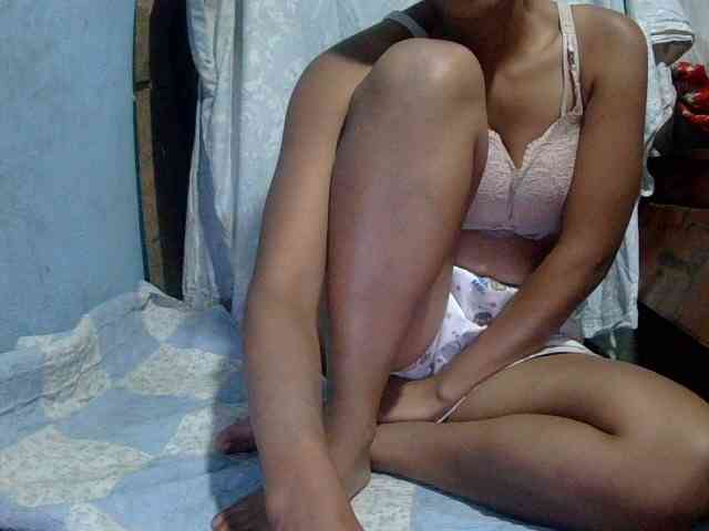 LoveSexx23 webcam