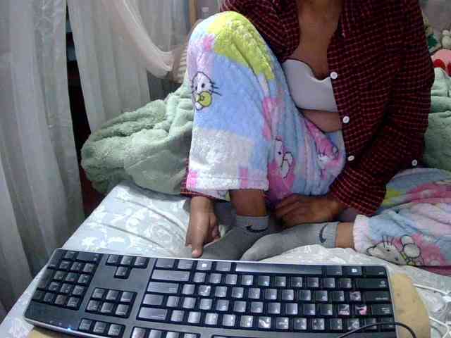 LoveSexx23 webcam
