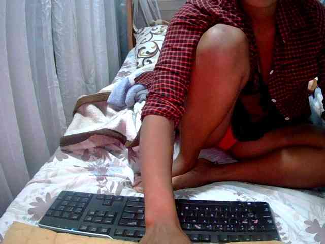 LoveSexx23 webcam