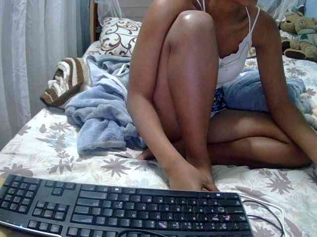 LoveSexx23 webcam