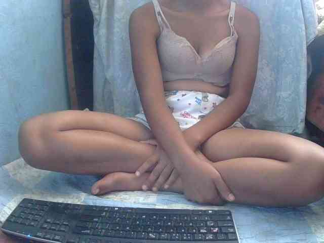 LoveSexx23 webcam