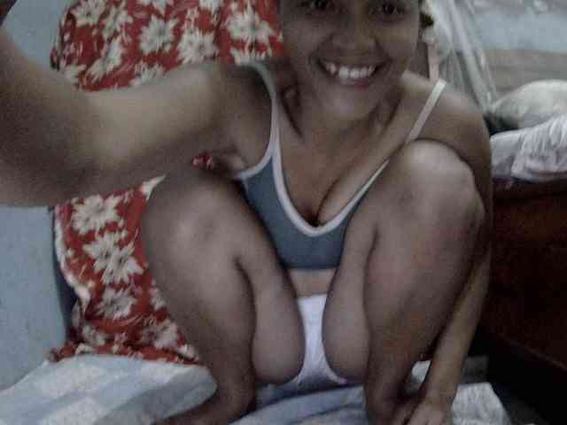 LoveSexx23 webcam