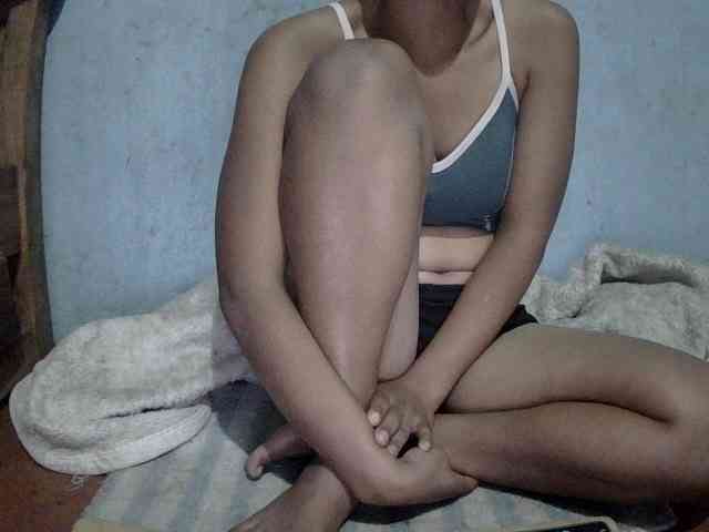 LoveSexx23 webcam