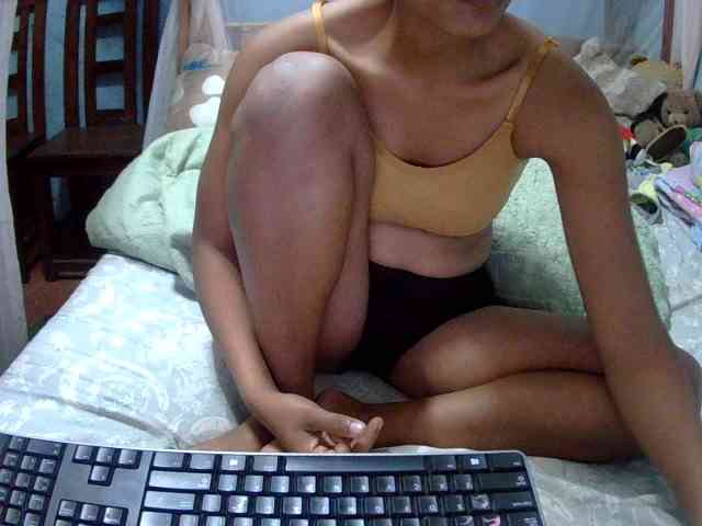 LoveSexx23 webcam