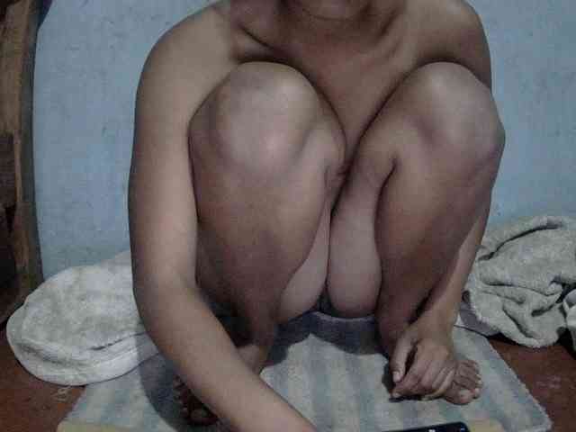 LoveSexx23 webcam