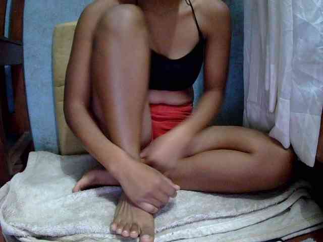 LoveSexx23 webcam