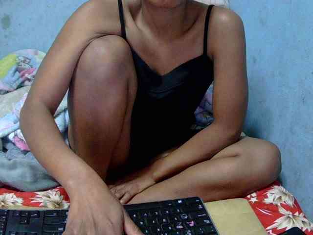 LoveSexx23 webcam