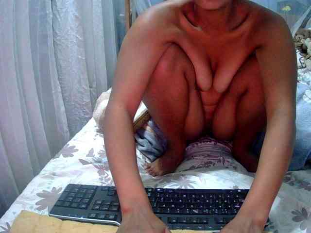 LoveSexx23 webcam