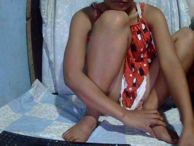 LoveSexx23 webcam