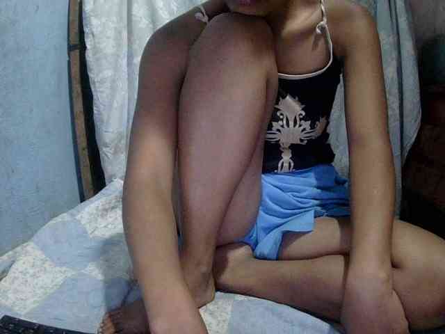 LoveSexx23 webcam