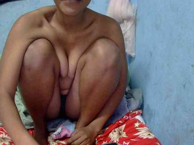LoveSexx23 webcam