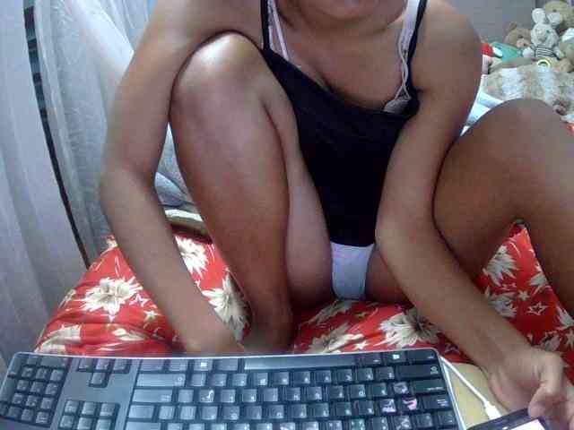 LoveSexx23 webcam