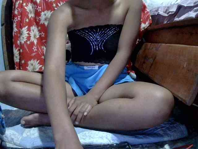 LoveSexx23 webcam