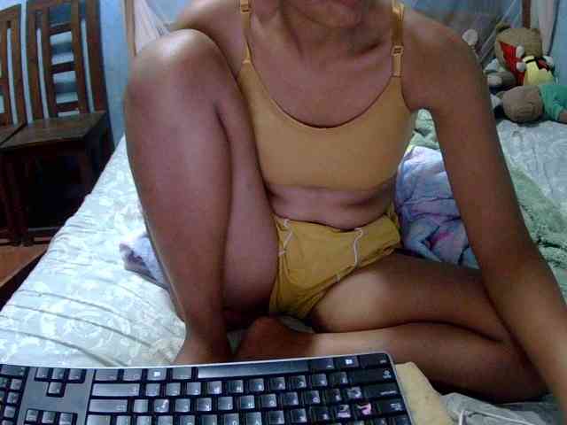 LoveSexx23 webcam