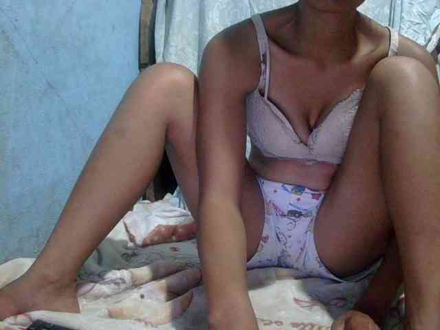 LoveSexx23 webcam