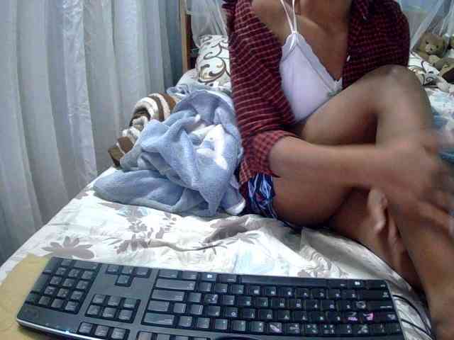 LoveSexx23 webcam