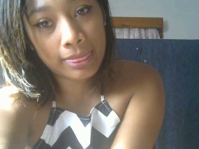 Nickaelle's BongaCams show and profile