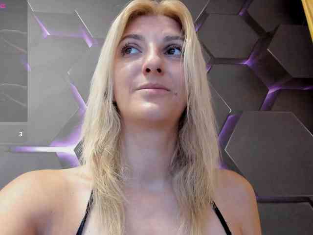rileylannaxxx webcam