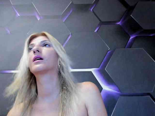 rileylannaxxx webcam