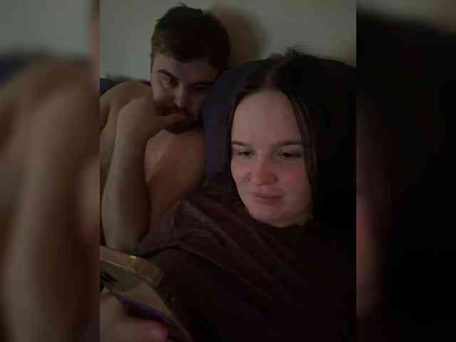 Pair-of-gods123 webcam