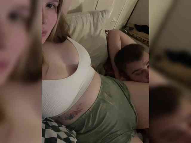 Pair-of-gods123 webcam