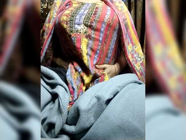 lima11 from BongaCams