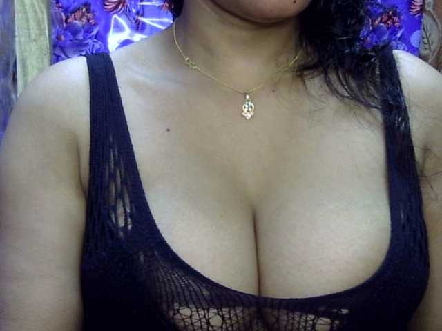 lima11's BongaCams show and profile