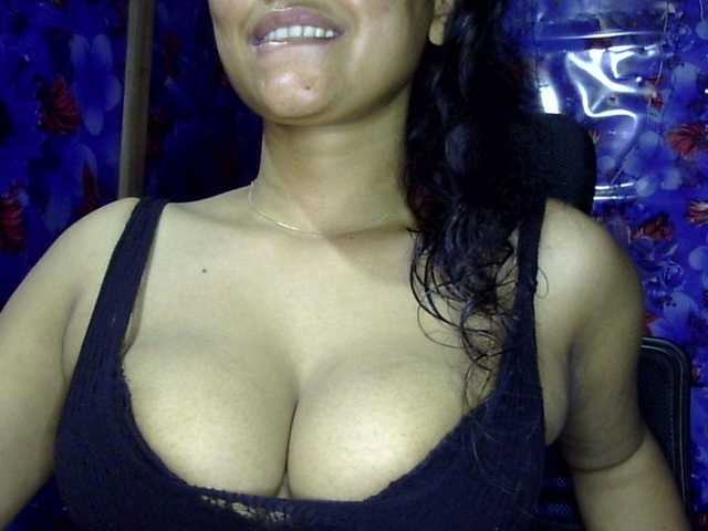 lima11's BongaCams show and profile