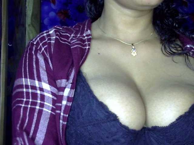 lima11's BongaCams show and profile