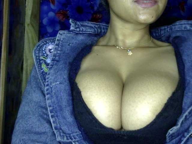 lima11's BongaCams show and profile