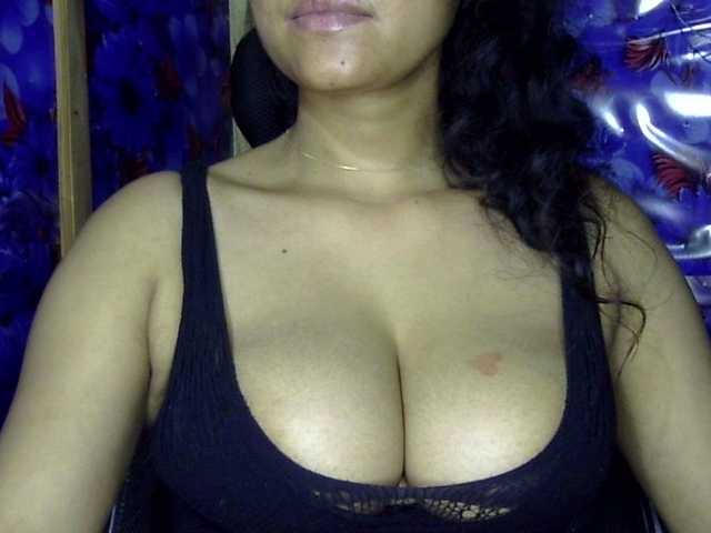 lima11's BongaCams show and profile